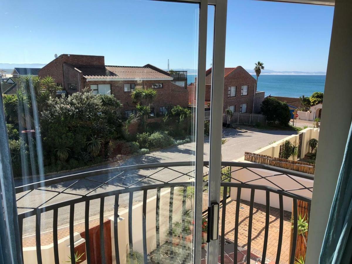 'On Point' Beach House - Jeffreys Bay Exterior photo